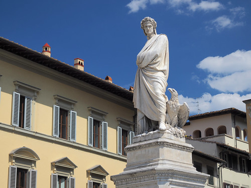 Dante statue, Florence ©  Dmitry Djouce