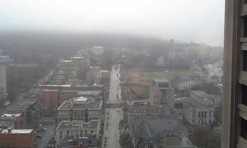 Mont-Royal dans le brouillard aujourd'hui ©  abdallahh
