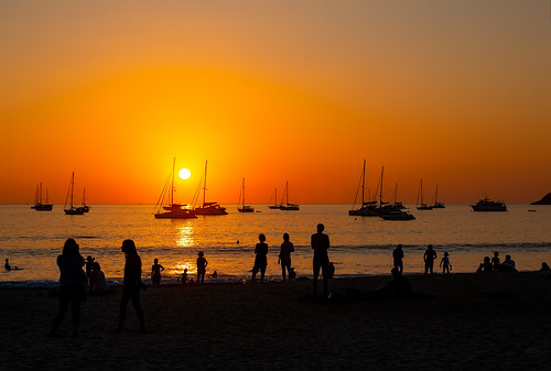 Sunset yacht's silhouette at Nai Harn beach, Phuket island, Thailand ©  Phuket@photographer.net