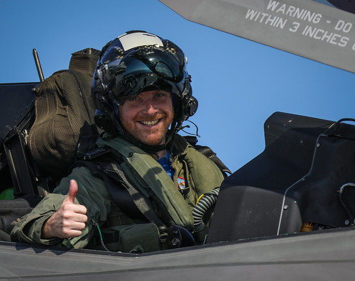 Royal Navy Commander Nathan Gray RN, gives the thumbs up. ©  Robert Sullivan