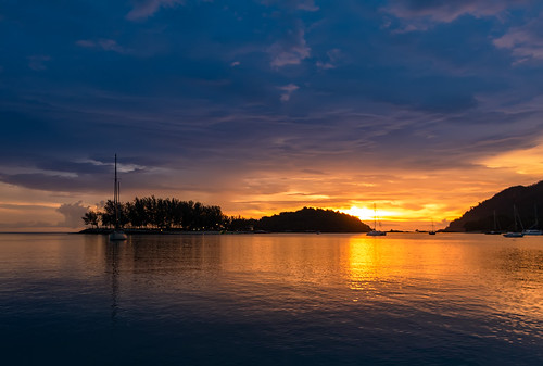 Sunset in Andaman Sea of Indian Ocean ©  Phuket@photographer.net