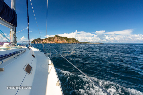 Sailing yacht near Phi Phi islands in our trip from Thailand to Malaysia. Islands, sails, blue water, and full relax        XOKA8452bs2 ©  Phuketian.S