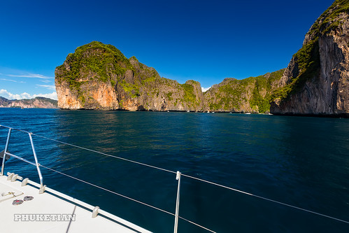 Sailing yacht near Phi Phi islands in our trip from Thailand to Malaysia. Islands, sails, blue water, and full relax        XOKA8404bs ©  Phuket@photographer.net