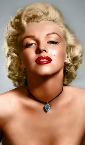 Marilyn Monroe (/'maerln mn'ro/; born Norma Jeane Mortenson; June 1, 1926  ©  Robert Sullivan