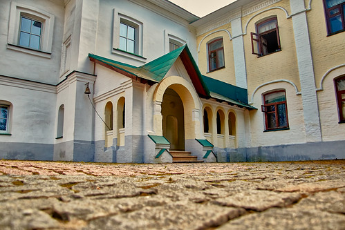 Courtyard of the monastery ©  Dmitriy Protsenko