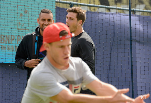 Nick Kyrgios - Diego works while Nick & Cam chat