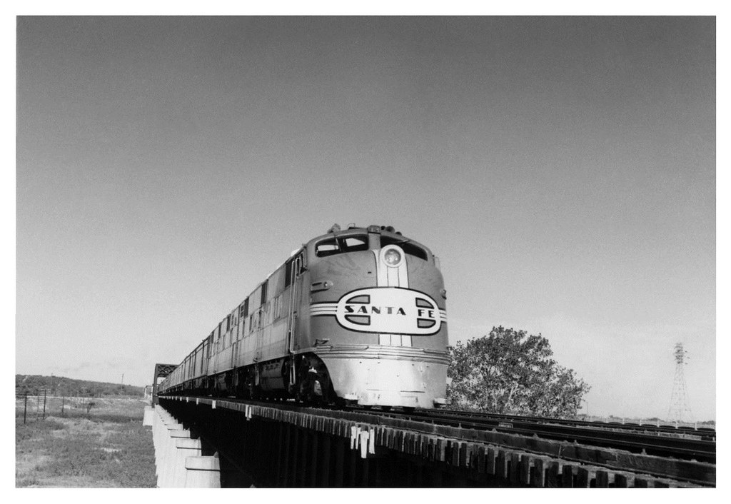 : [Santa Fe train crossing the Trinity River Bridge]