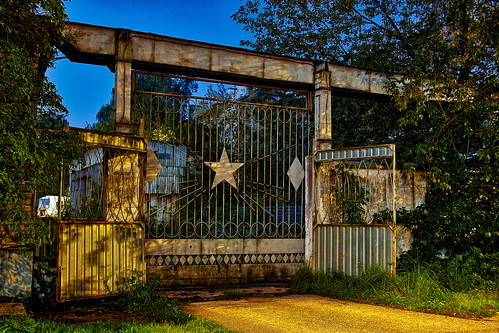 The old gate ©  Dmitriy Protsenko