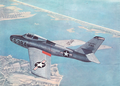 Republic F-84F-10-RE Thunderstreak (sn 51-1384) ©  Robert Sullivan