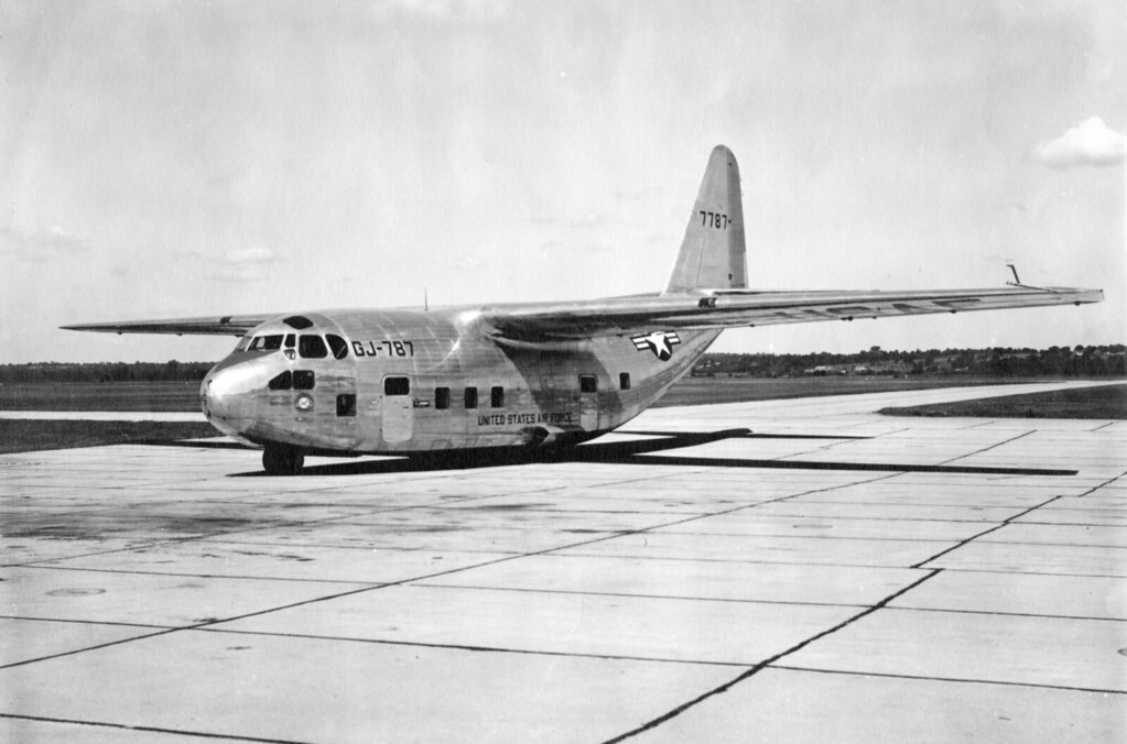 : The U.S. Air Force Chase XG-20 glider (s/n 47-787), from which the Fairchild C-123 