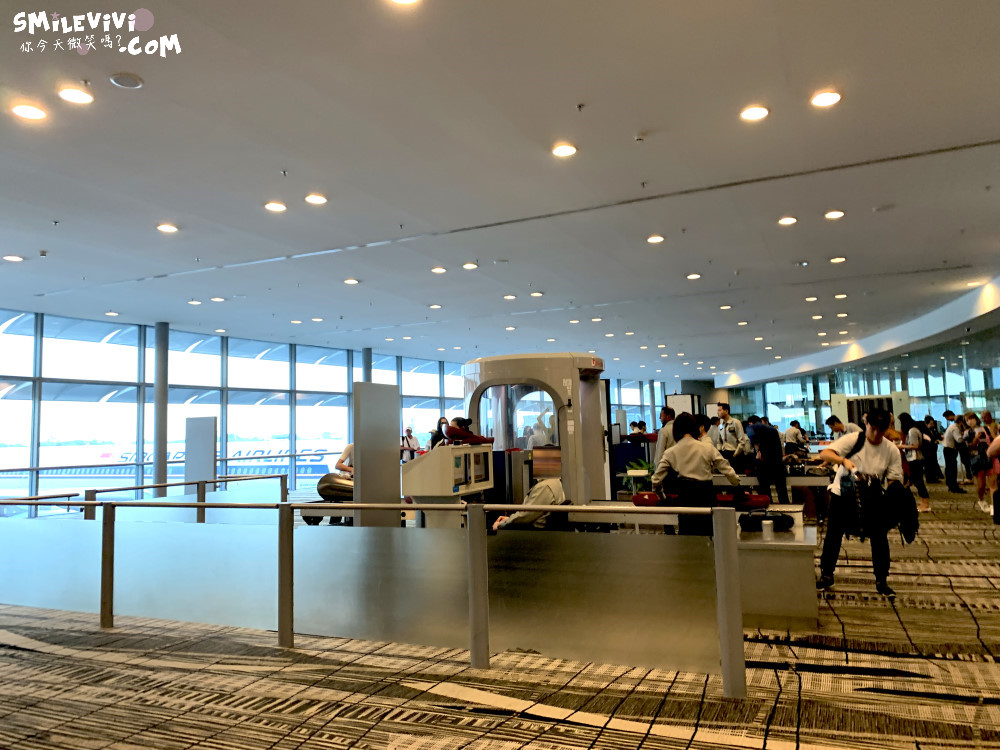 新加坡∥地鐵(MRT)儲值教學樟宜機場(Singapore Changi Airport)第三航廈入境與機場地鐵(MRT)儲值 1 48735463071 a438700fb1 o