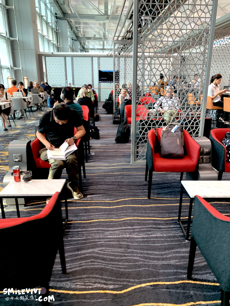 新加坡∥MARHABA貴賓室∣新加坡樟宜機場第3航廈∣位置不多∣人多吵雜混亂不優︱新加坡貴賓室︱新加坡第三航廈 19 48768574133 170dd6da3f o