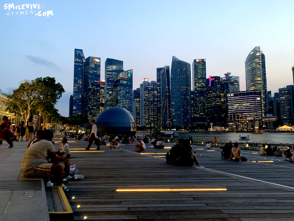 新加坡∥幻彩生輝水舞秀，免費光影水舞秀︱金沙購物中心，每天晚上8點和9點︱新加坡免費景點︱新加坡必去晚上景點 11 48774523551 77b3895aba o