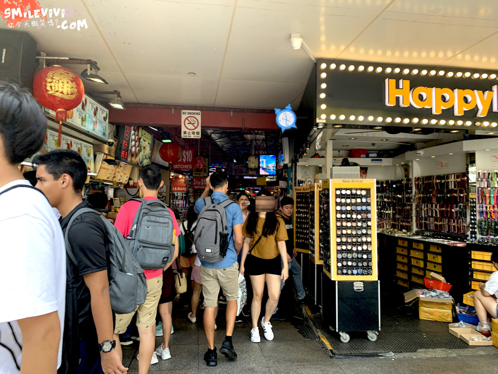 新加坡∥武吉士街Bugis Street各式各樣紀念品、小吃聚集夜市風味十足不夜城 2 48774772192 d86c89db66 o