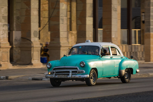 Cuban Taxi ©  kuhnmi