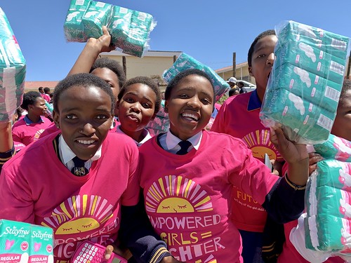 اليوم العالمي للفتاة: دويتوا ، جنوب إفريقيا