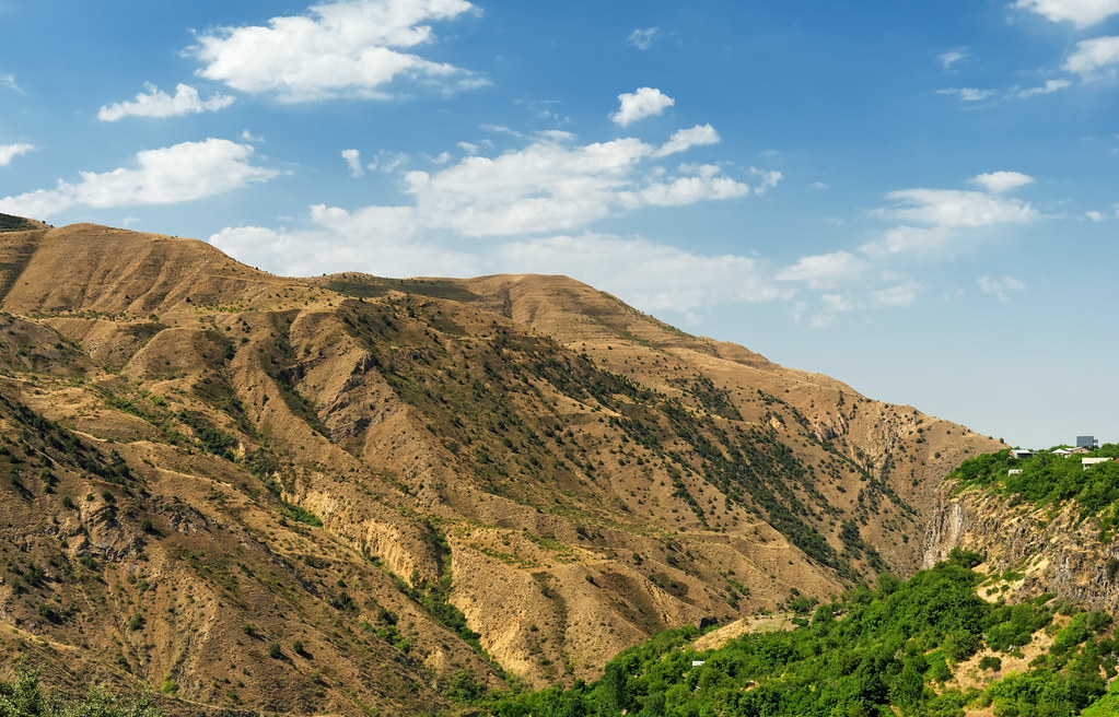 фото: Armenia 12