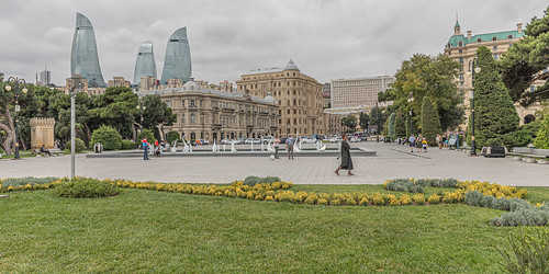 Oilmen square, view from the waterfront ©  Dmitry Karyshev