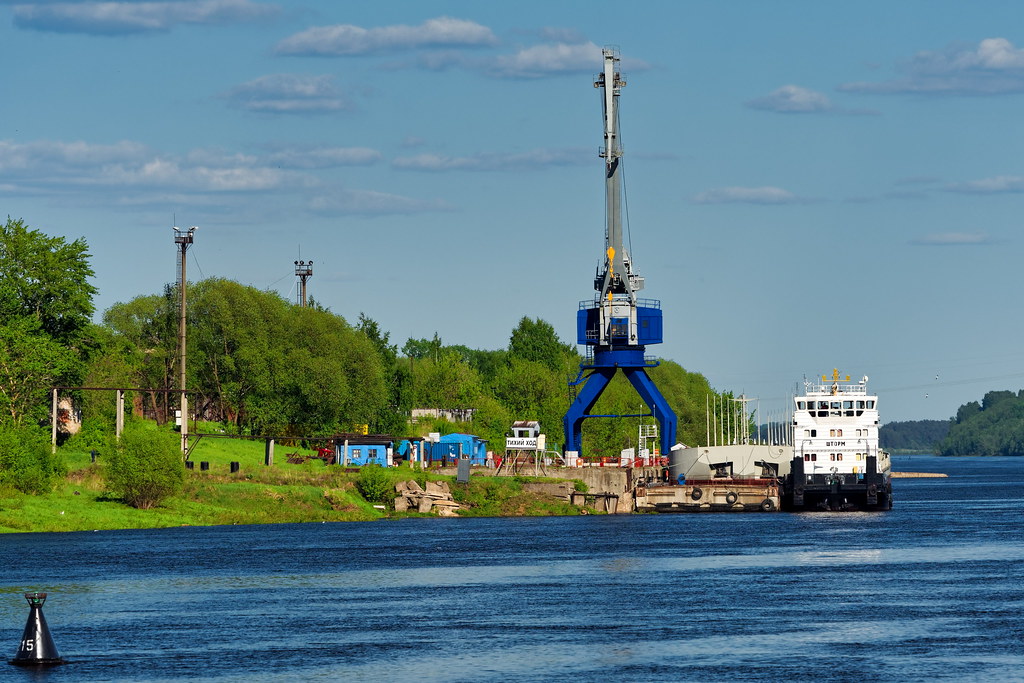фото: Volga River 216
