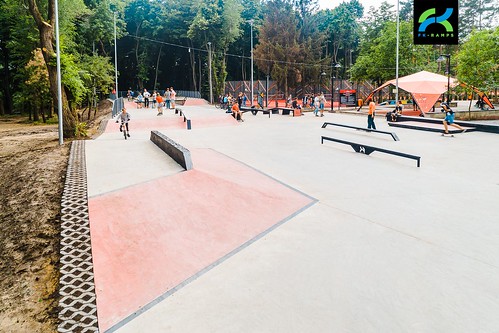2019 - Concrete skatepark in Chisinau, Moldova #      (4) ©  fkramps