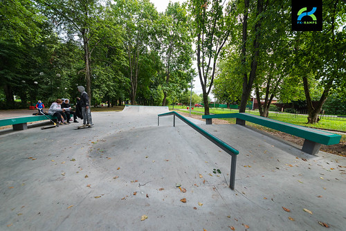 Concrete skatepark in Zvenigorod #     (13) ©  fkramps