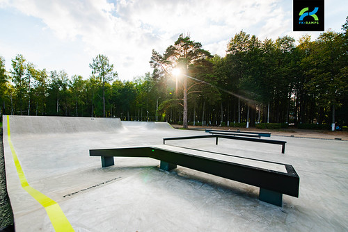 Concrete skatepark in Naro-Fominsk #  ©  FK-ramps