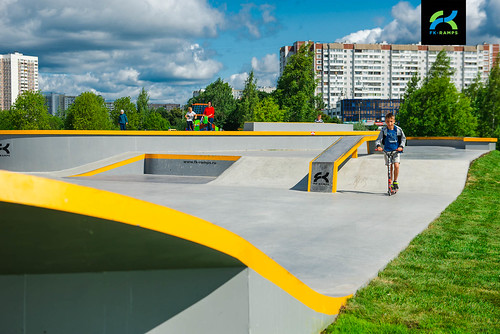 Concrete skatepark in Zelenograd #       (25) ©  fkramps