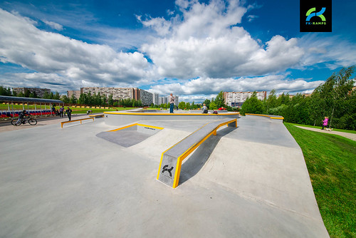 Concrete skatepark in Zelenograd #       (18) ©  fkramps