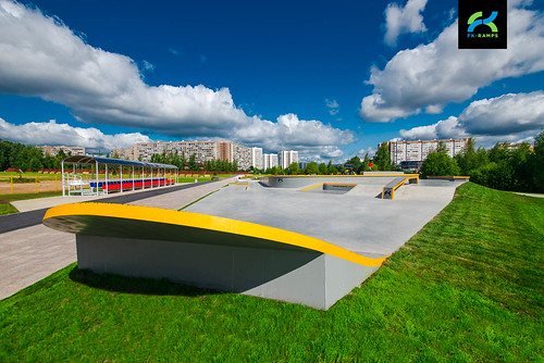 Concrete skatepark in Zelenograd #       (16) ©  fkramps