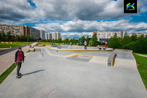 Concrete skatepark in Zelenograd #       (24) ©  fkramps