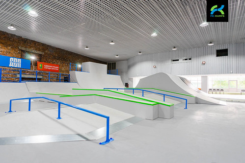 Indoor skatepark in Bratsk #      (12) ©  fkramps