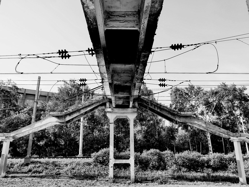 фото: abandoned bridge_