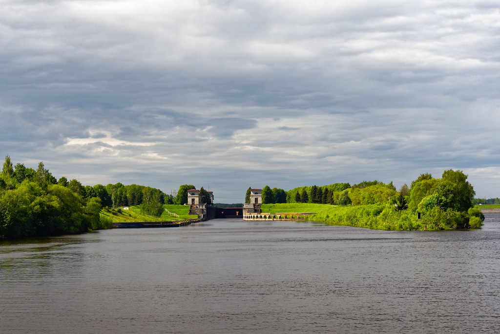 фото: Volga River 236