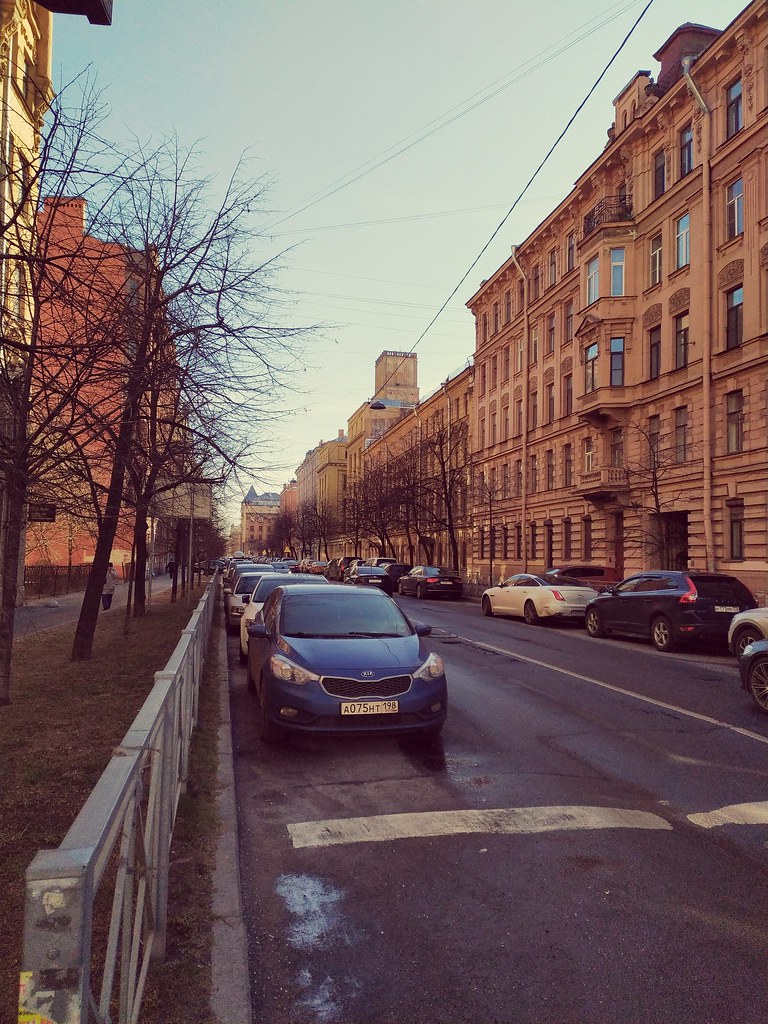 : -,   / Saint Petersburg, Sjezhinskaya street