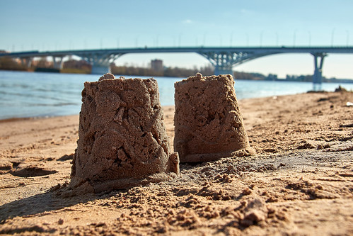 Bridge and sand ©  Dmitriy Protsenko