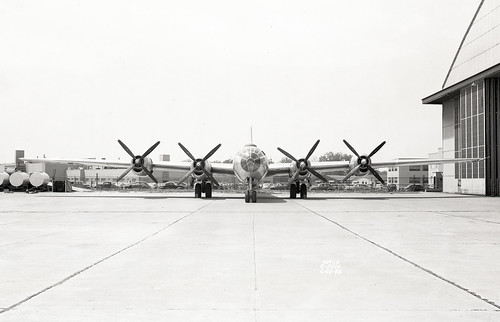 The NACA Cools B-29 Engines During World War II ©  Robert Sullivan