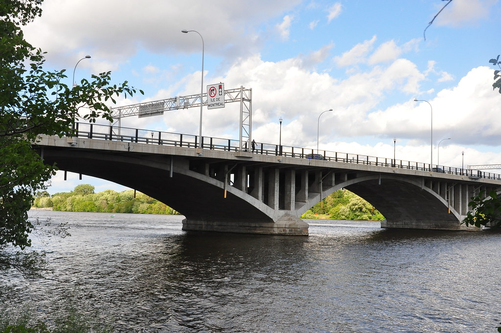 : Pont Viau