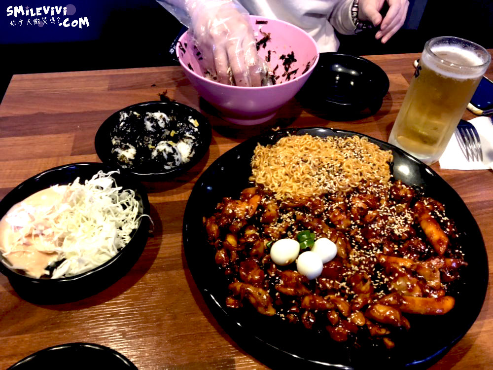 首爾∥韓國首爾新村咕咕炭烤雞肉(꼬꼬아찌 숯불치킨;kokoazzi)自己捏飯糰好吃又好玩 10 50304120737 28c9686546 o