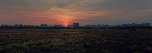    / Sunset over Troieshchyna ©  spoilt.exile