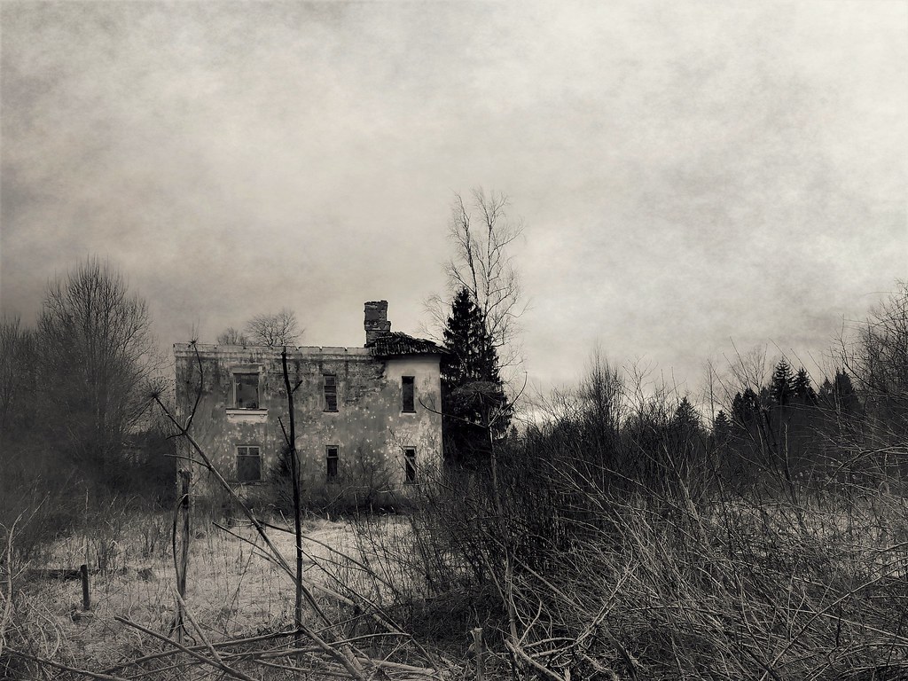 : ghost town_1