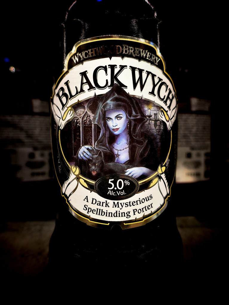 : Black Wych Wychwood Brewery. English Porter