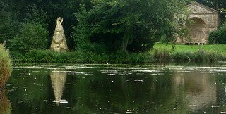 [95434] Stowe : Congreve's Monument & The Pebble Alcove
