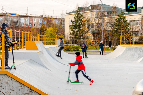 2020 -      | Concrete skatepark in Nefteyugansk ©  fkramps