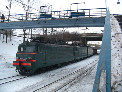 VL11M-320_20050306_1 Платформа Москворечье ©  trolleway