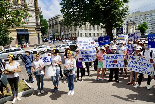 Vaccinate Our World (VOW): Ukraine