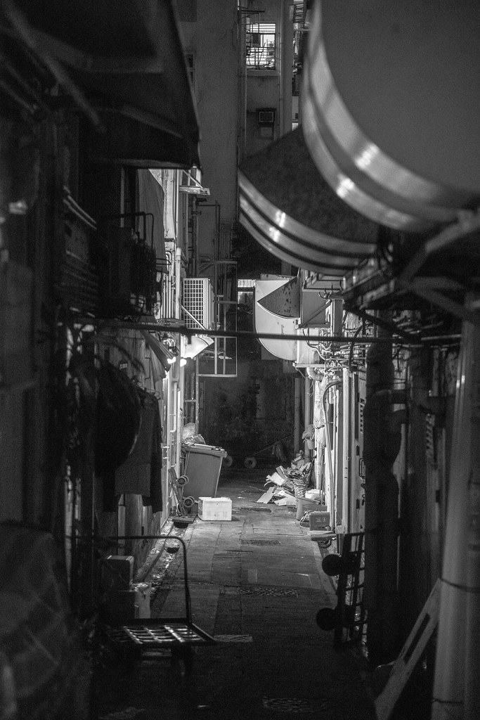 : Narrow alley at night