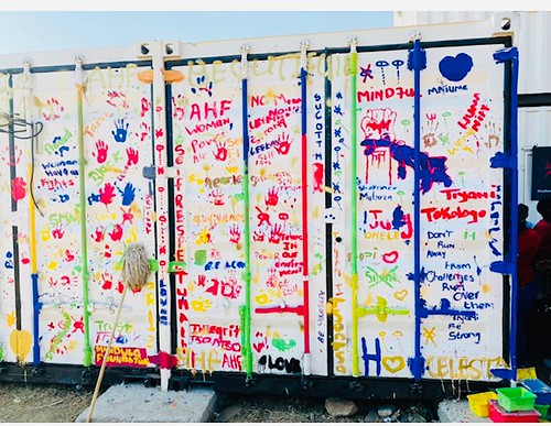 South Africa: With paint and purpose, Girls Turn Shipping Containers into a Safe Space