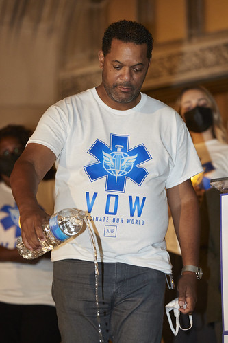 VOW Candlelight Vigil in Chicago