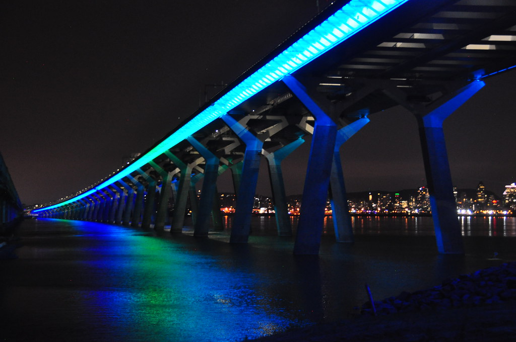 : Pont Champlain la nuit