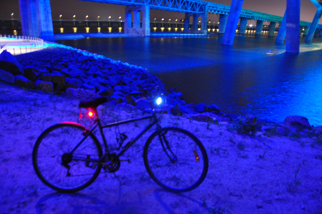 : V'elo de nuit - Night bike